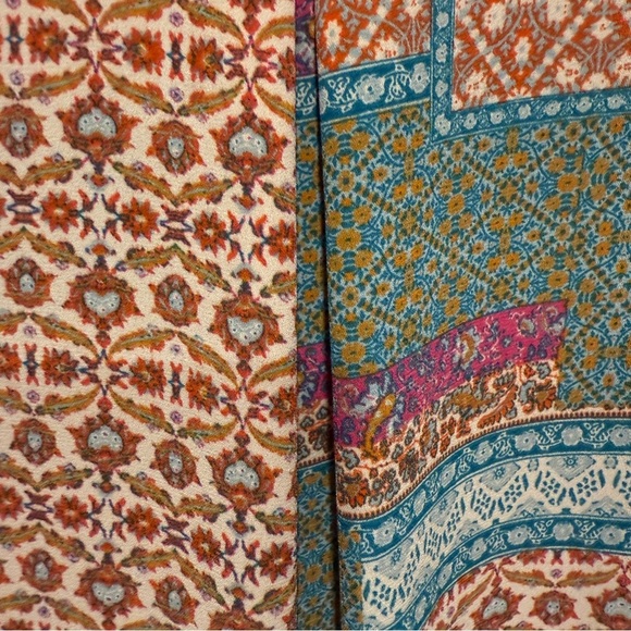 Rose & Olive Patchwork  Multicolor Sleeveless Blouse - Picture 5 of 5